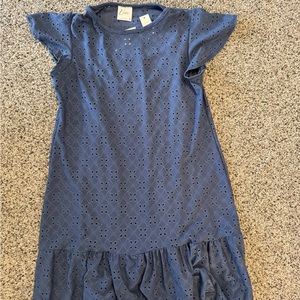 Short sleeve casusal dress. Brand is Livi by Olivia Rae. Size medium
